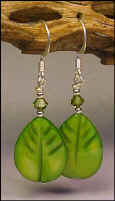 Mother of Pearl Moss Green Carved Leaf